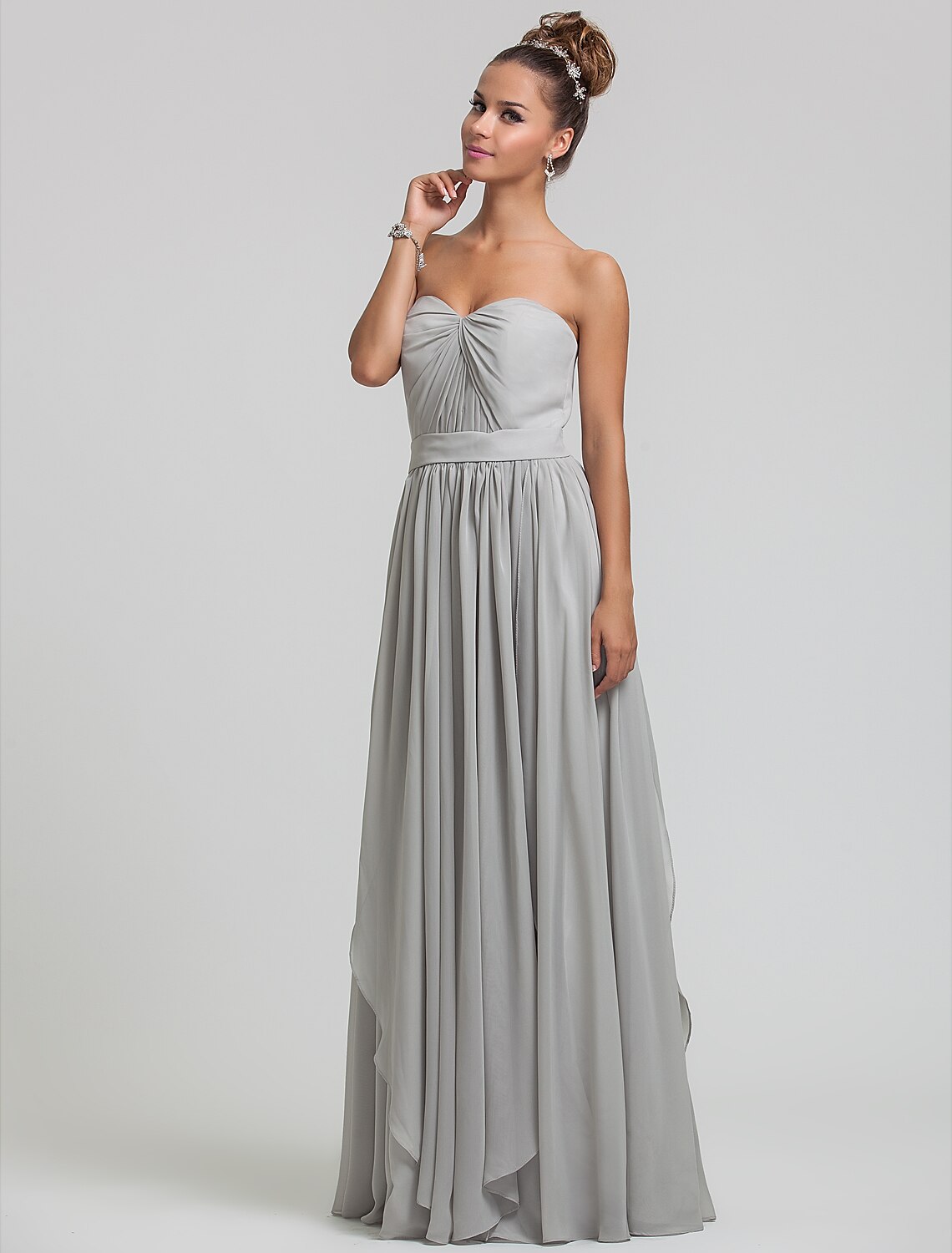 Luolandi Sheath / Column Sweetheart Neckline Floor Length Chiffon Bridesmaid Dress with Draping / Side Draping
