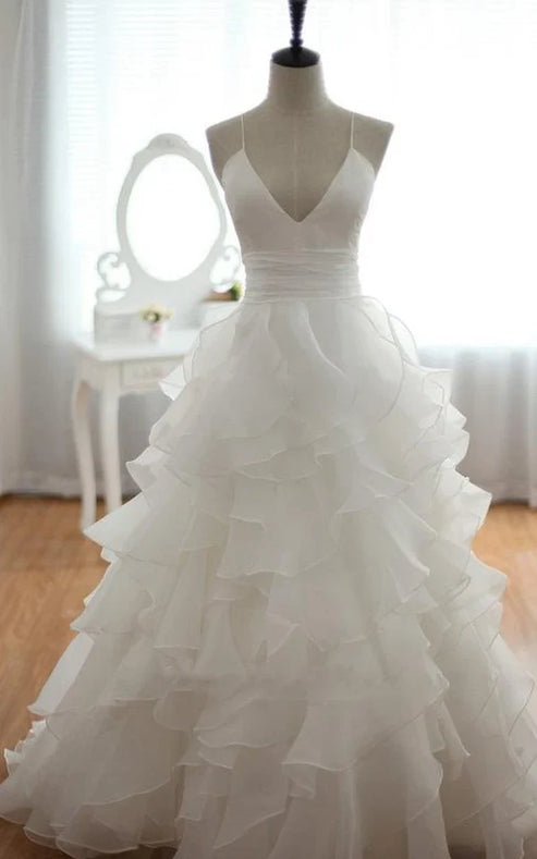 Luolandi Chiffon Stunning Wedding Dress New Arrival with Train Sexy