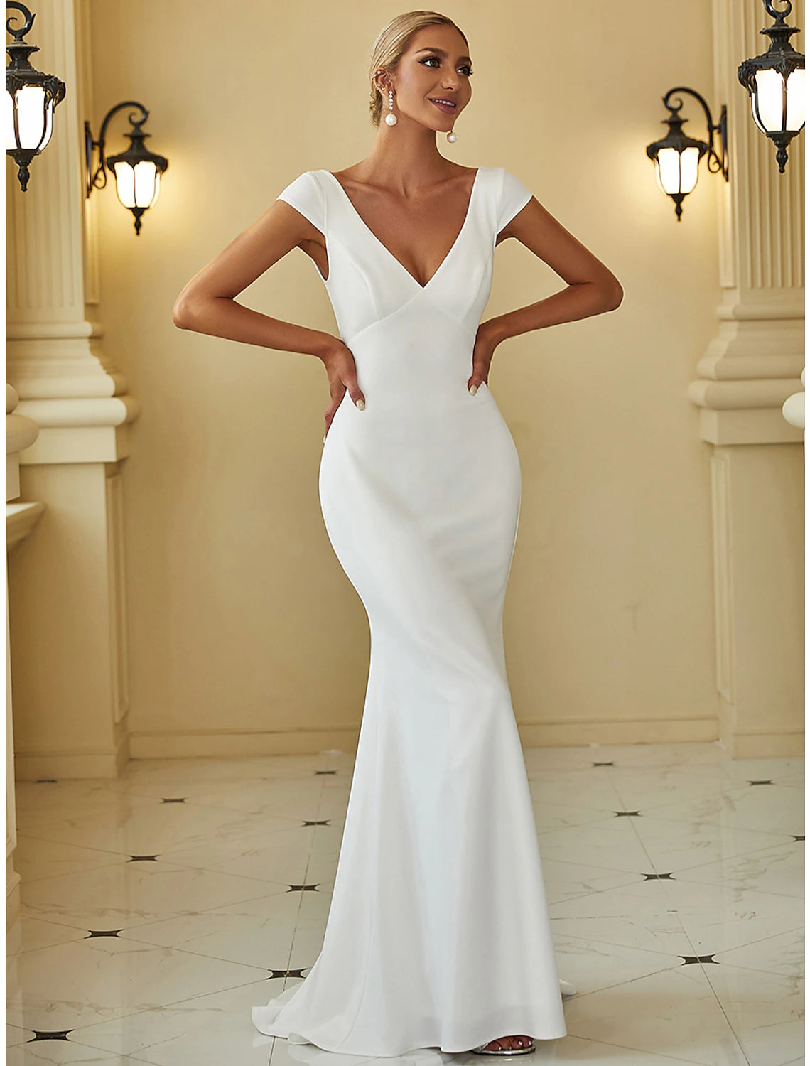 Luolandi Reception Casual Wedding Dresses Mermaid / Trumpet V Neck Cap Sleeve Sweep / Brush Train Fabric Bridal Gowns With Draping