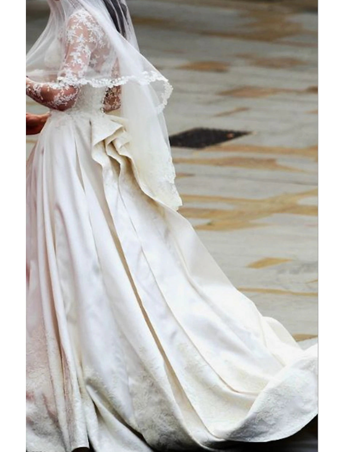 Luolandi Engagement Formal Wedding Dresses A-Line Illusion Neck Long Sleeve Court Train Satin Bridal Gowns With Pleats