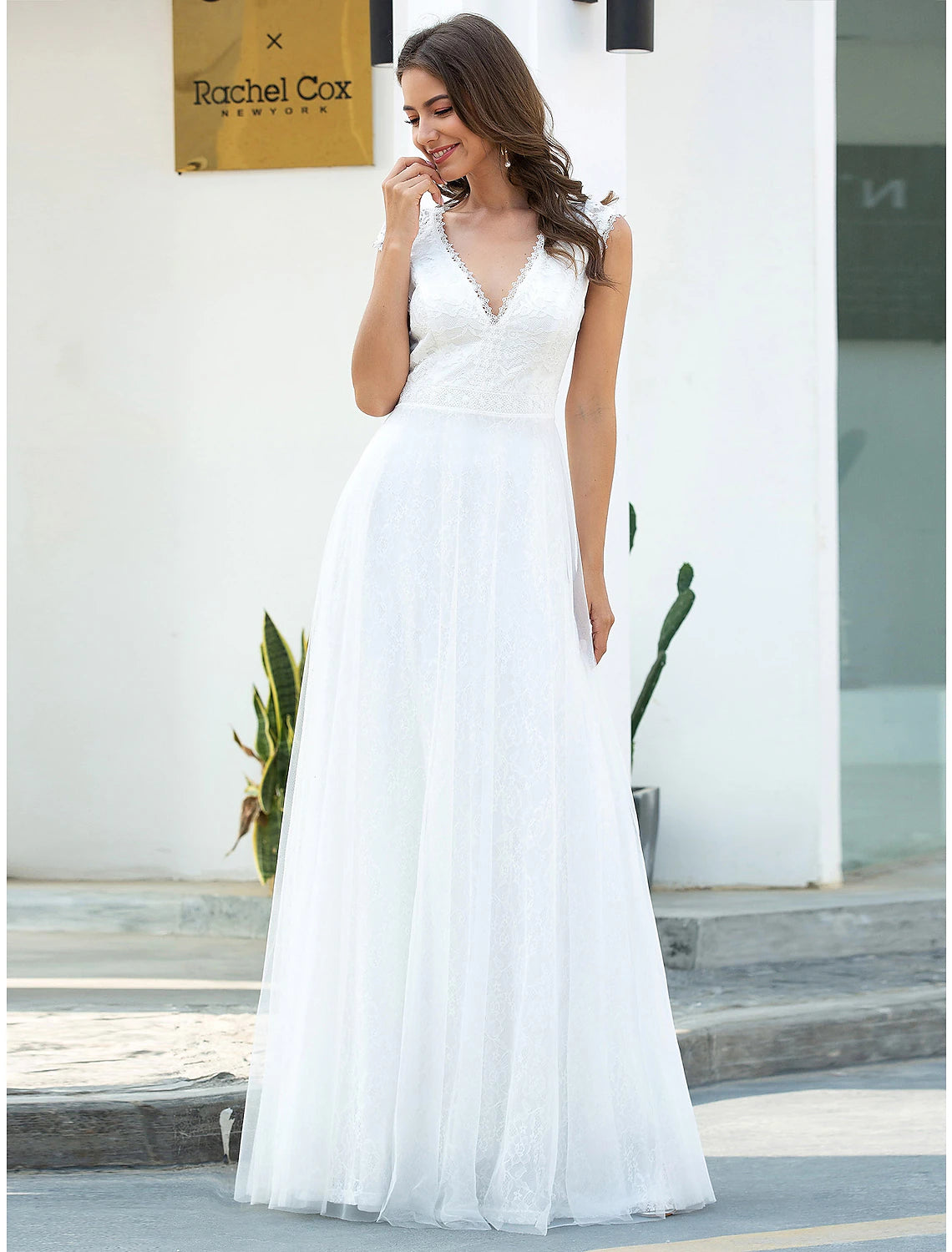 Luolandi Beach Wedding Dresses A-Line V Neck Cap Sleeve Floor Length Lace Bridal Gowns