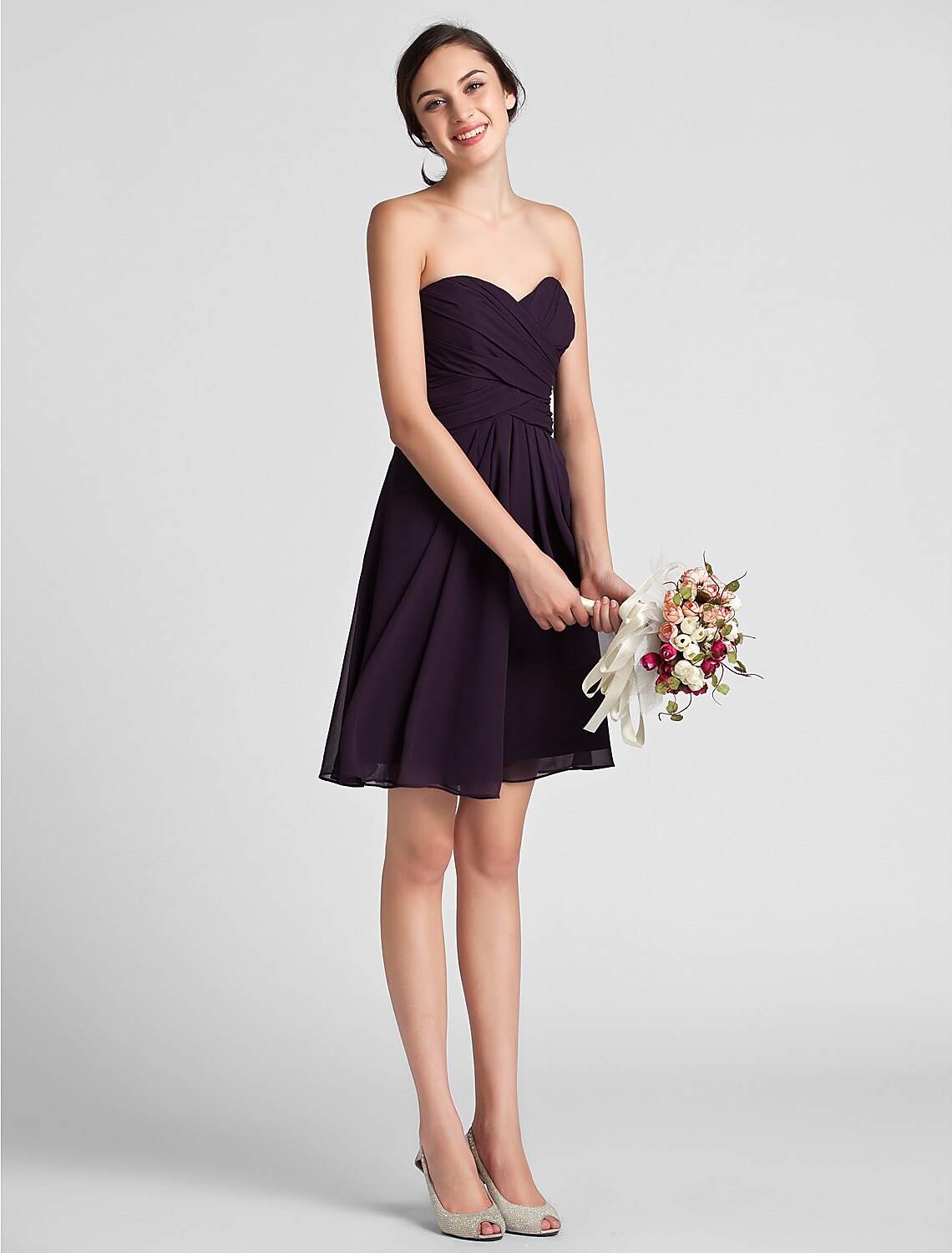 Luolandi Sheath / Column Sweetheart Neckline Knee Length Chiffon Bridesmaid Dress with Criss Cross