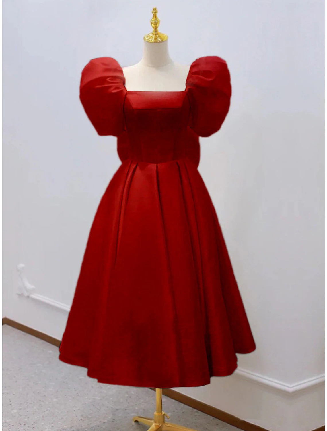 Luolandi Reception Little Dresses Wedding Dresses A-Line Square Neck Short Sleeve Knee Length Satin Bridal Gowns