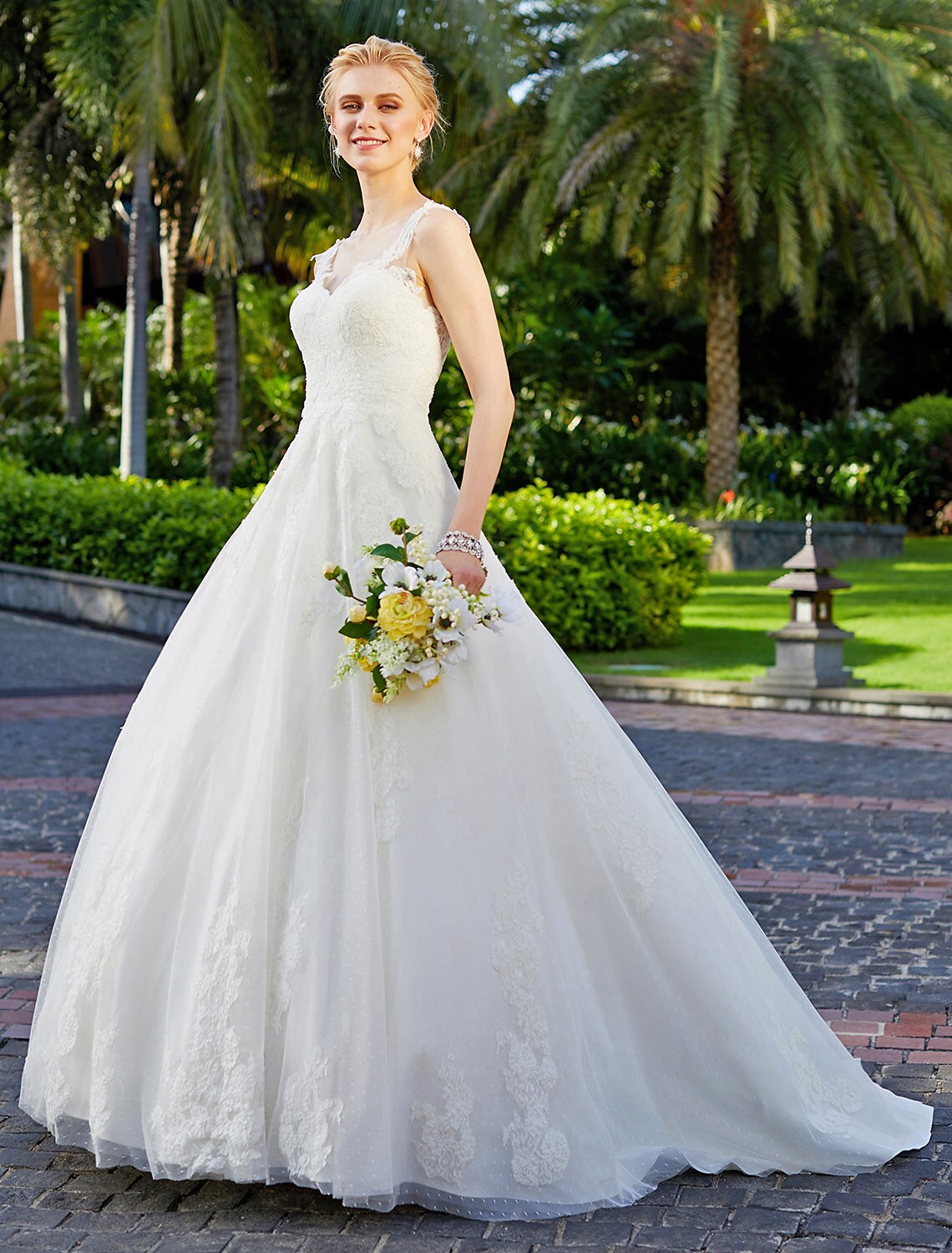 Luolandi Wedding Dresses Ball Gown V Neck Regular Straps Floor Length Tulle Over Lace Bridal Gowns