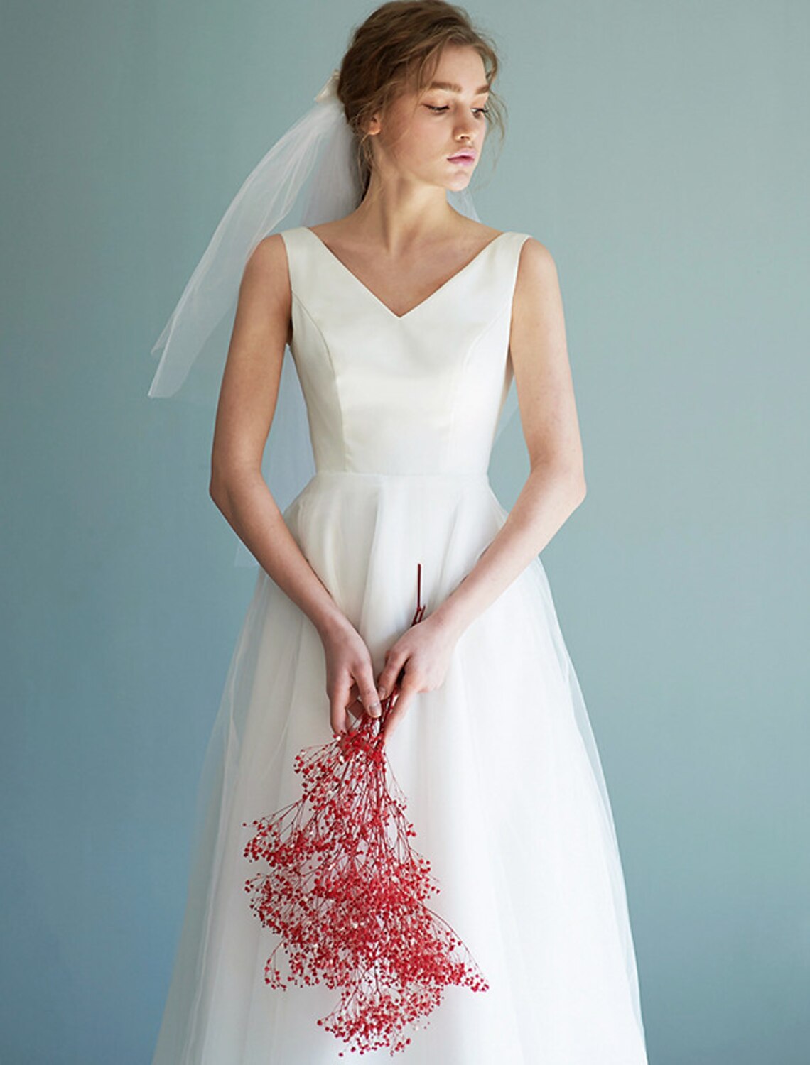 Luolandi Reception Little Dresses Wedding Dresses A-Line V Neck Sleeveless Tea Length Satin Bridal Gowns