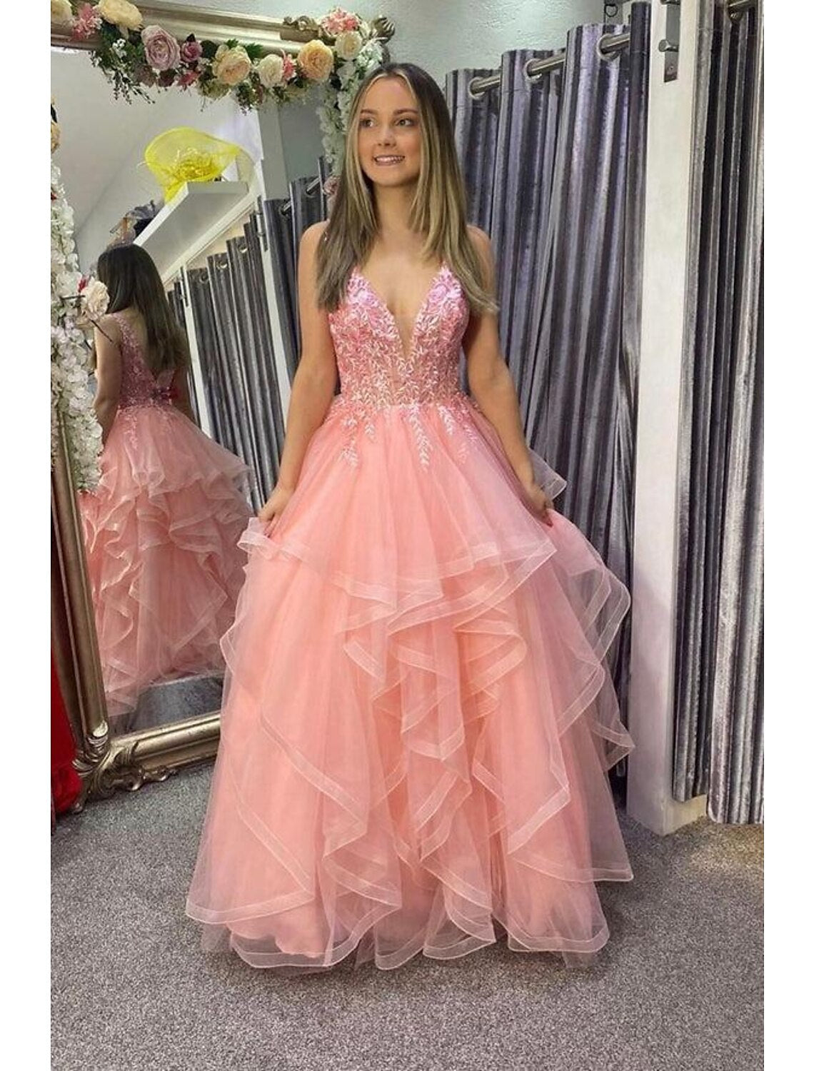 Luolandi A-Line Prom Dresses Princess Dress Formal Floor Length Sleeveless V Neck Tulle Backless with Pleats