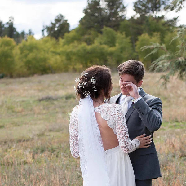 Luolandi Pure Chiffon & Lace V-neck Neckline Long Sleeves A-line Wedding Dresses Elegant