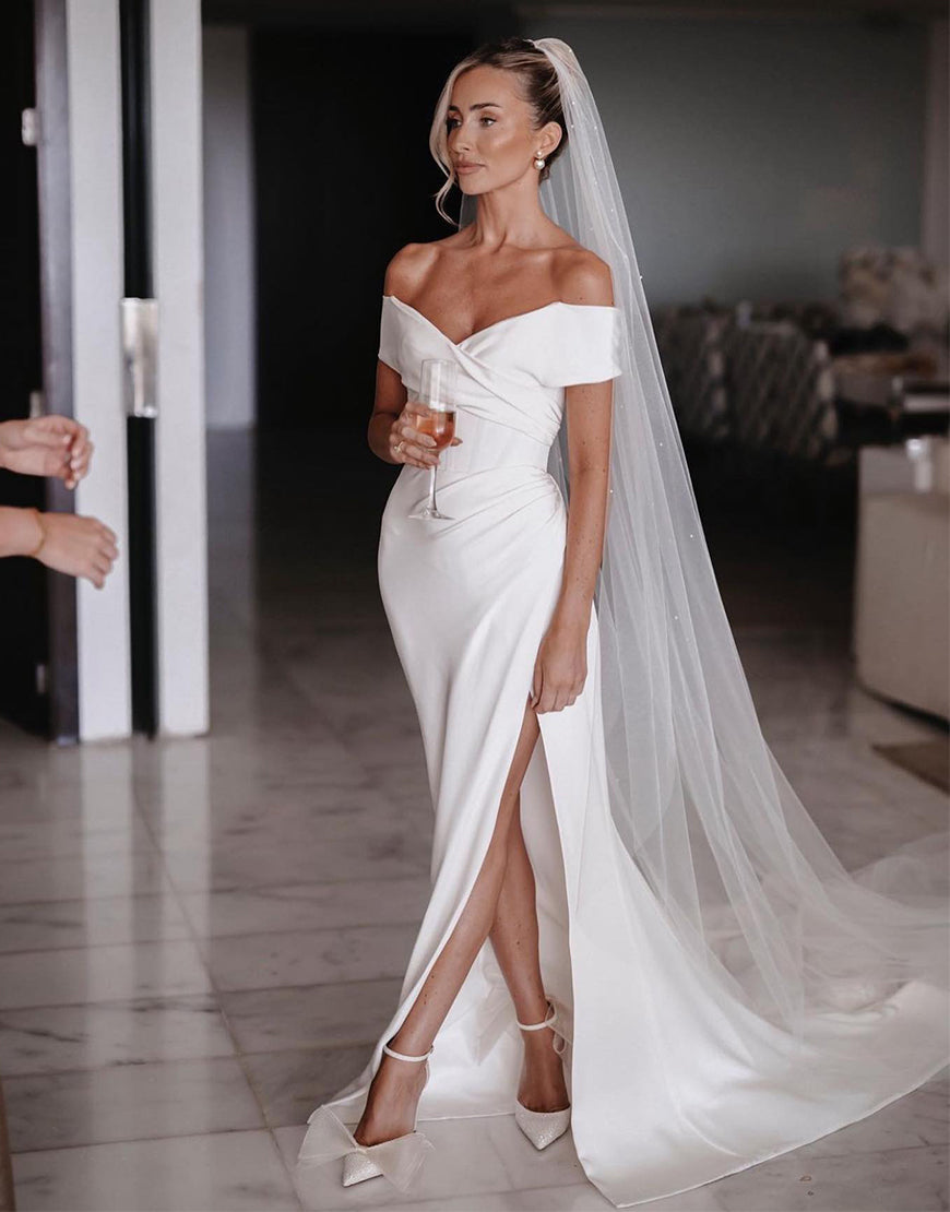 Luolandi Mermaid Off the Shoulder Wedding Dress with Split Sexy Pure Color