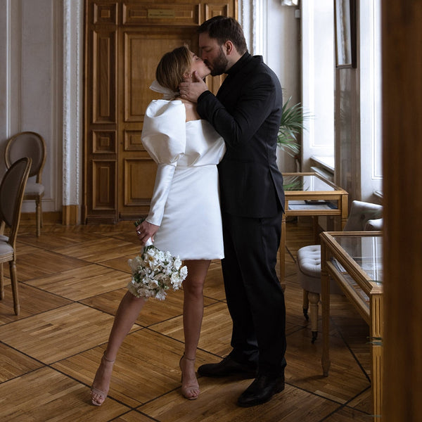 Luolandi Satin Short Wedding Dress with Puff Sleeves Beautiful