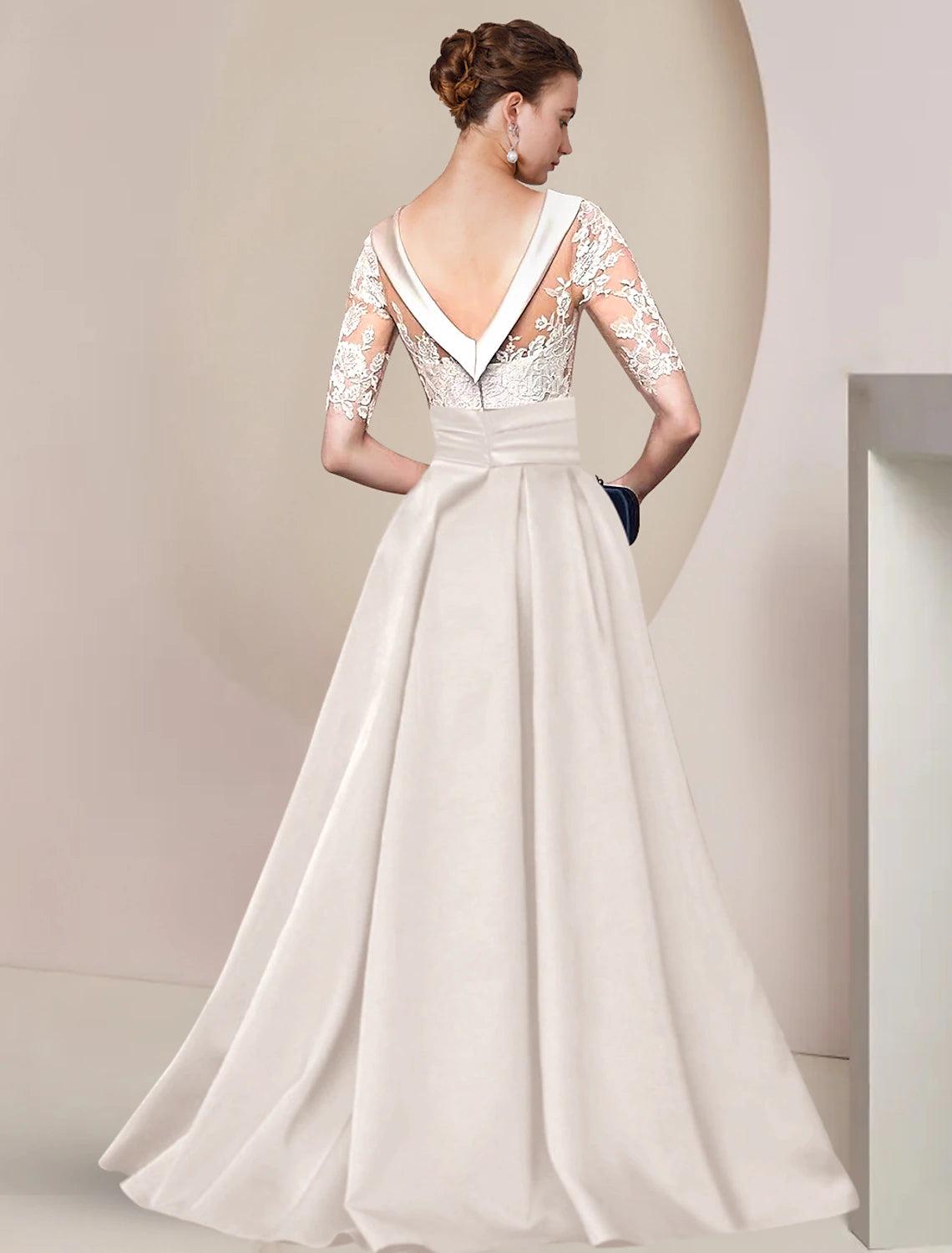 Luolandi A-Line Mother of the Bride Dress Formal Wedding Guest Elegant Scoop Neck Sweep / Brush Train Satin Lace Half Sleeve with Ruched