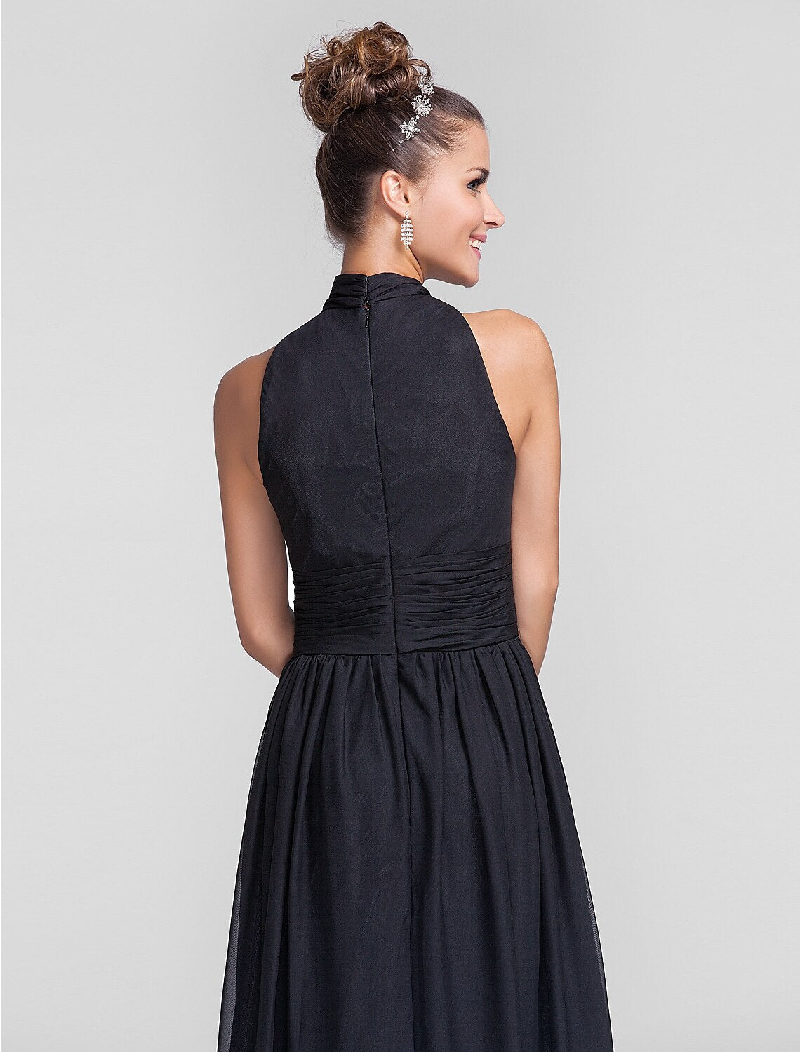 Luolandi Sheath / Column Bridesmaid Dress High Neck Sleeveless Vintage Inspired Floor Length Chiffon with Ruched Ruffles