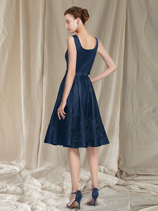 Luolandi Two Piece A-Line Mother of the Bride Dress Church Elegant Scoop Neck Knee Length Satin Lace Sleeveless Short Jacket Dresses