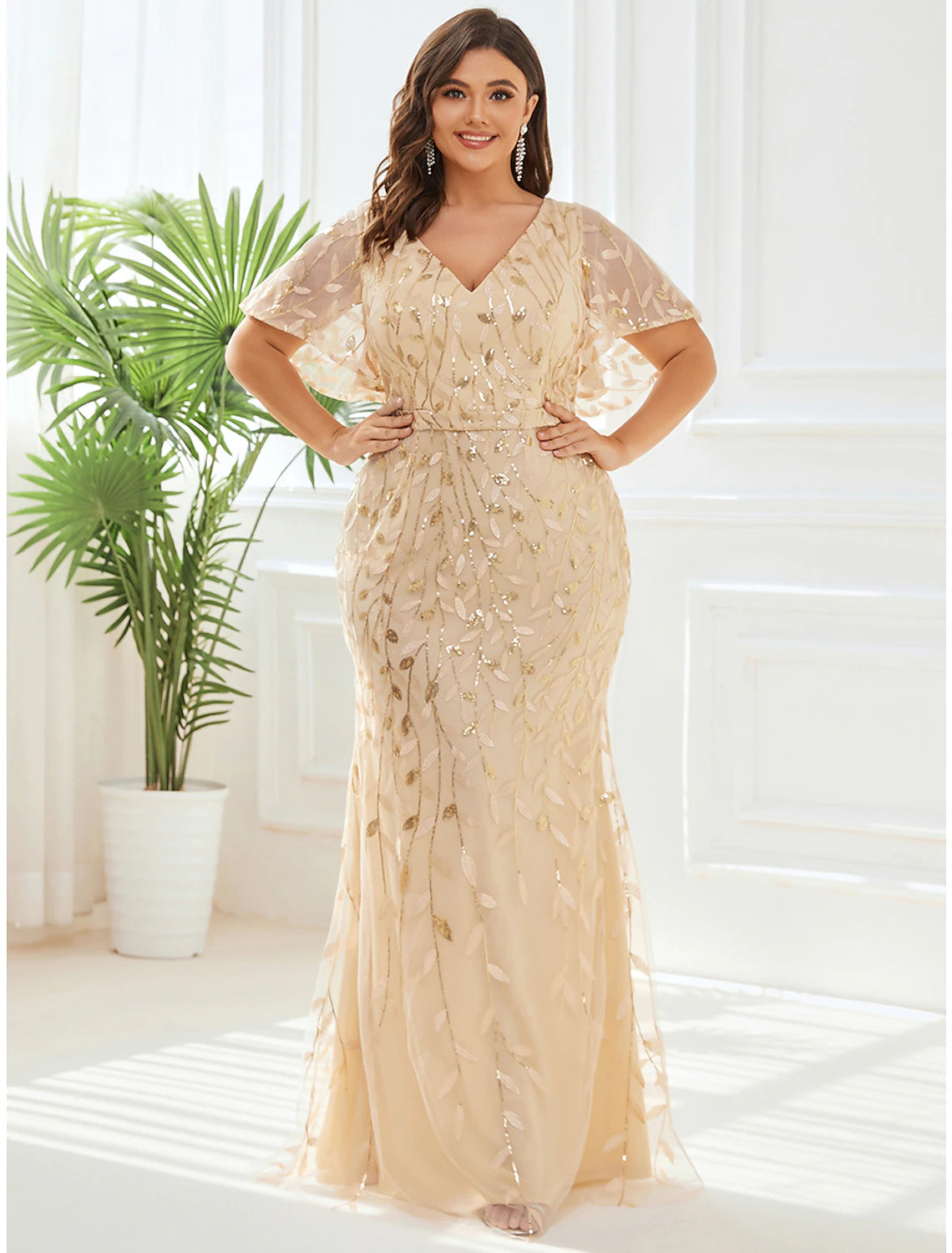 Luolandi Mermaid / Trumpet Evening Gown Elegant Dress Formal Cocktail Party Floor Length Short Sleeve V Neck Fall Wedding Guest Tulle