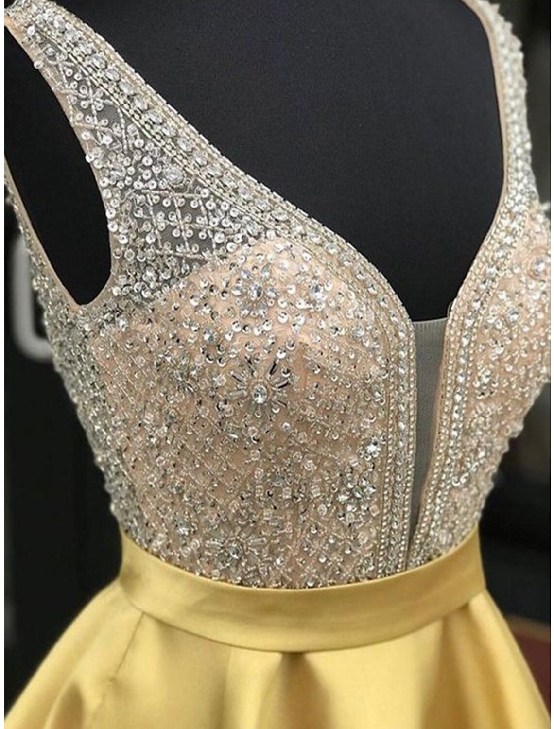 Luolandi A-Line Homecoming Dresses Sparkle & Shine Dress Holiday Short / Mini Sleeveless V Neck Satin