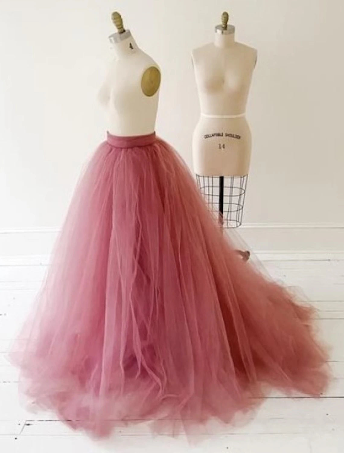 Luolandi Wedding Dresses in Color Wedding Dresses A-Line Separates Separates Sweep / Brush Train Tulle Bridal Skirts Bridal Gowns