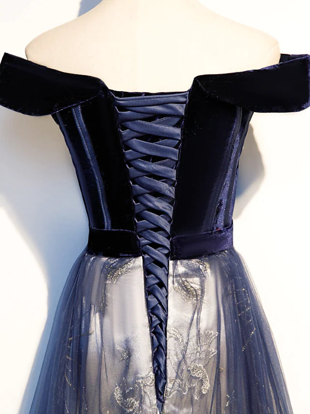 Luolandi A-Line Elegant Floral Prom Formal Evening Dress Off Shoulder Short Sleeve Sweep / Brush Train Tulle with Pleats