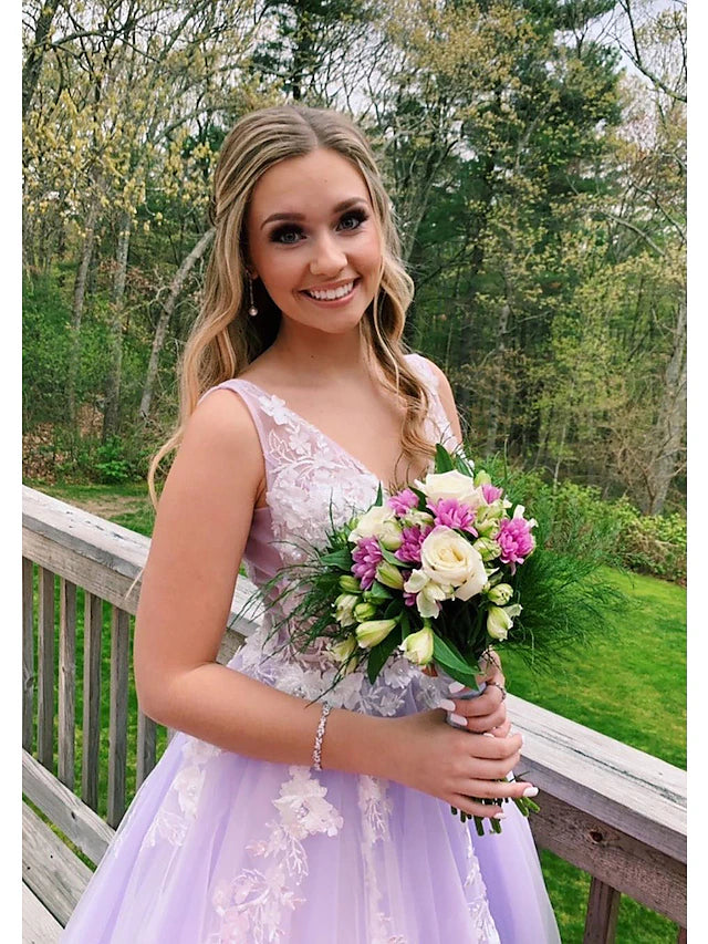 Luolandi Ball Gown A-Line Prom Dresses Color Block Dress Formal Floor Length Sleeveless V Neck Tulle Backless V Back with Beading