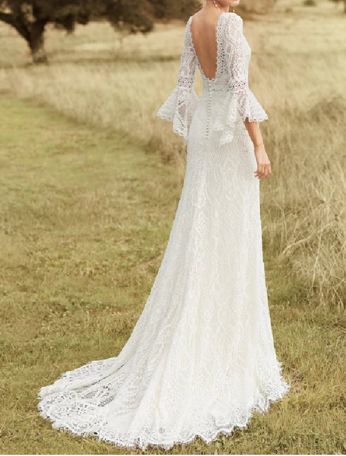 Luolandi Beach Boho Wedding Dresses A-Line Scoop Neck Long Sleeve Sweep / Brush Train Lace Bridal Gowns With Lace Solid