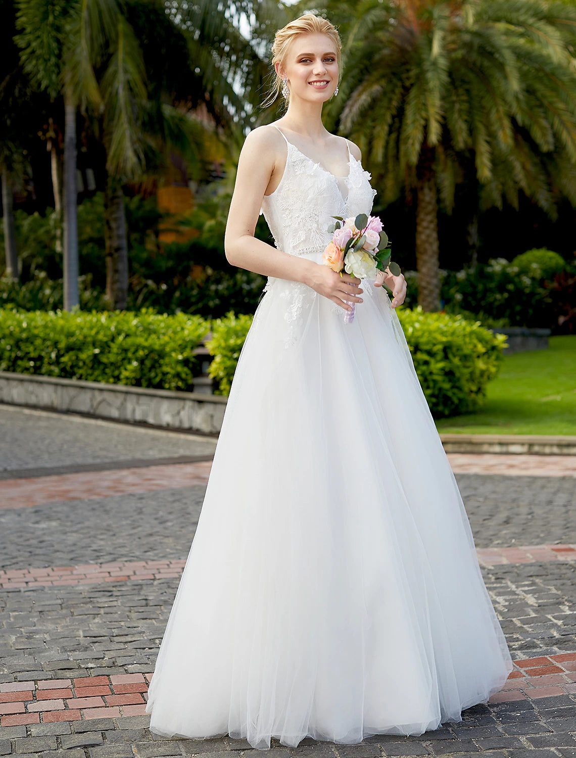 Luolandi Reception Wedding Dresses A-Line Plunging Neck Sleeveless Floor Length Tulle Over Lace Bridal Gowns With Sashes Beading