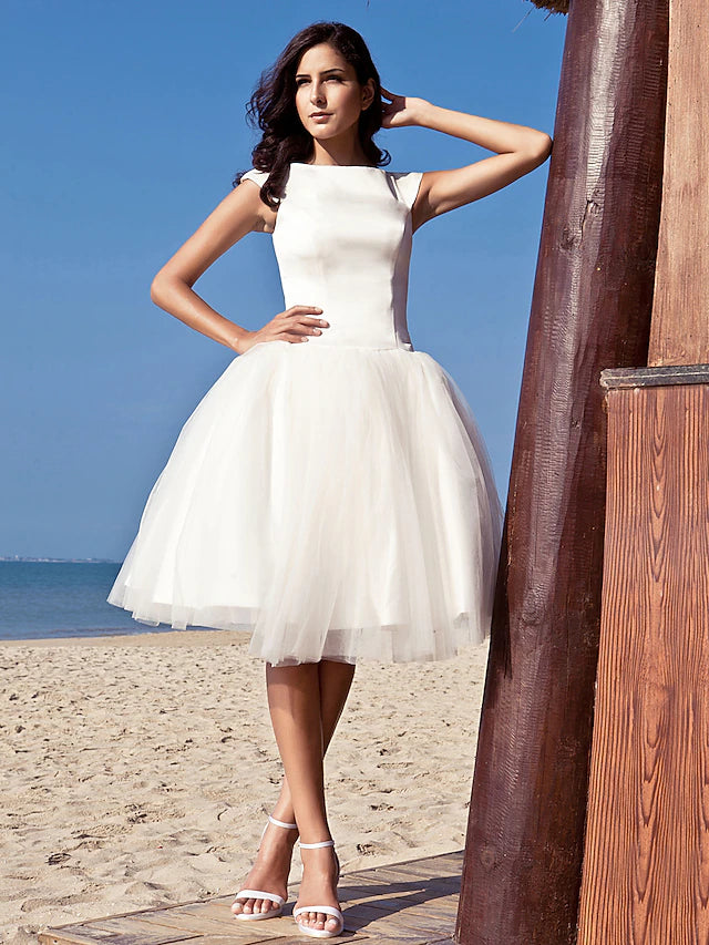 Luolandi Beach Little Dresses Wedding Dresses Knee Length A-Line Cap Sleeve Bateau Neck Satin