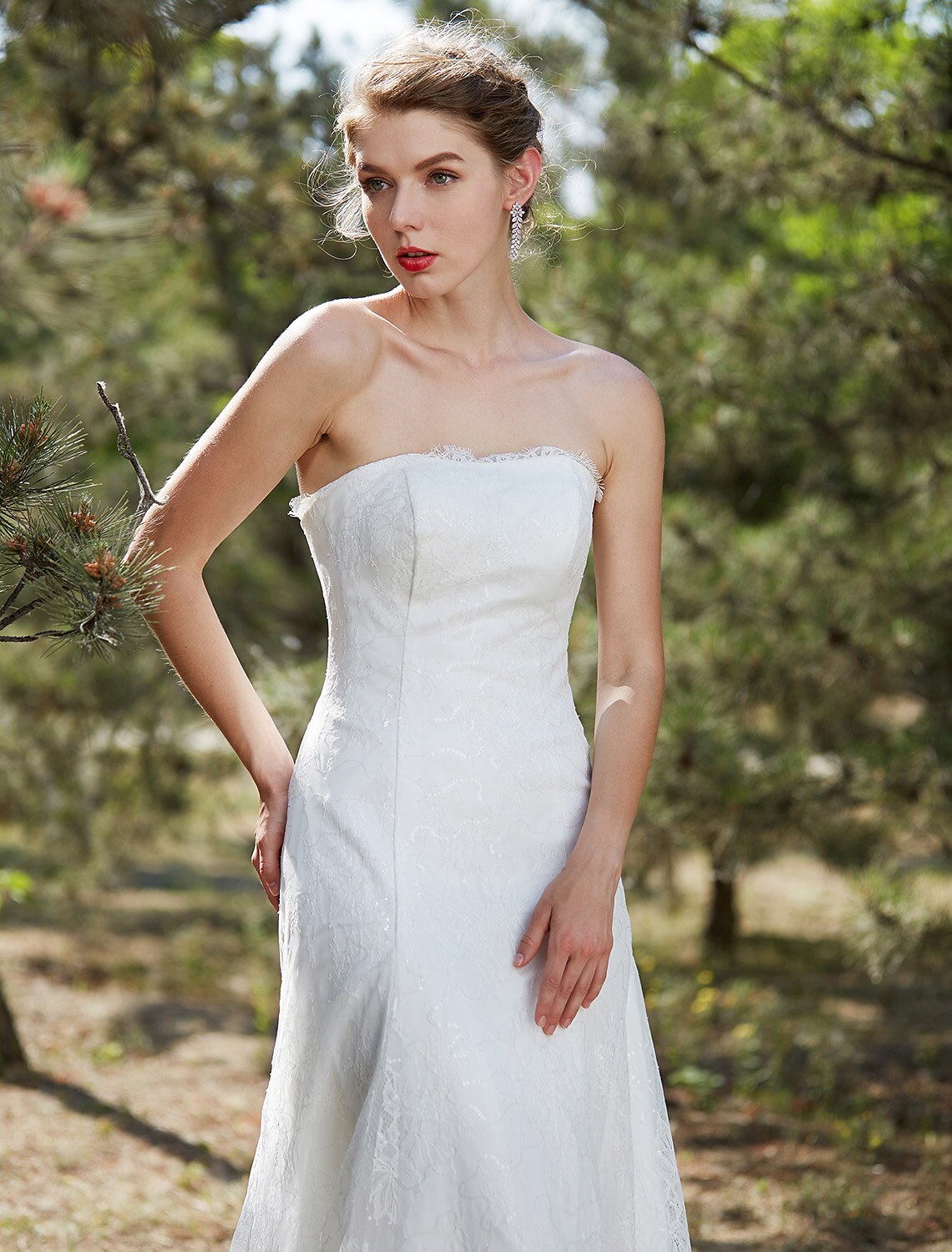 Luolandi Wedding Dresses A-Line Strapless Sleeveless Court Train Satin Bridal Gowns