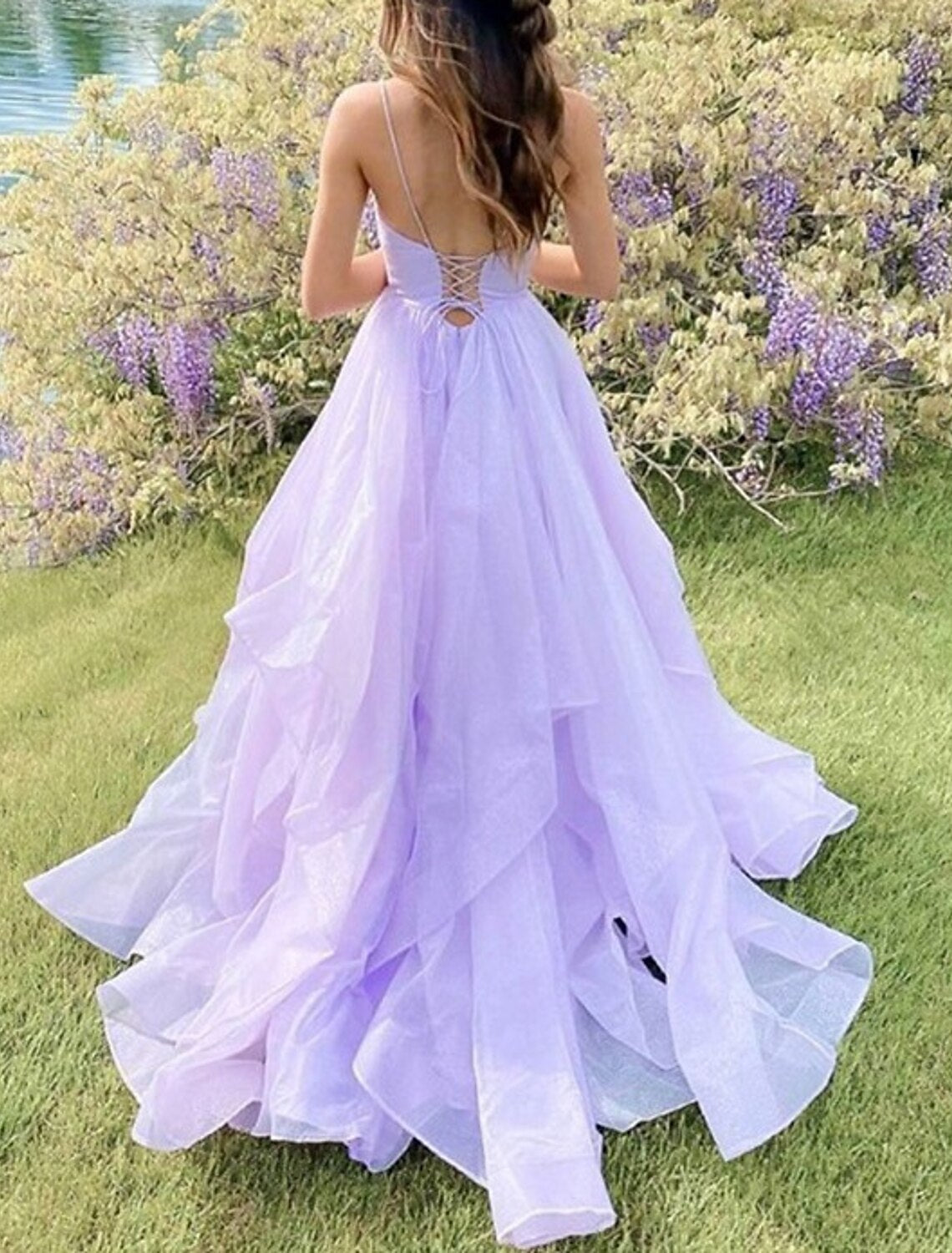 Luolandi Ball Gown Prom Dresses Glittering Dress Wedding Party Court Train Sleeveless Spaghetti Strap Tulle Backless