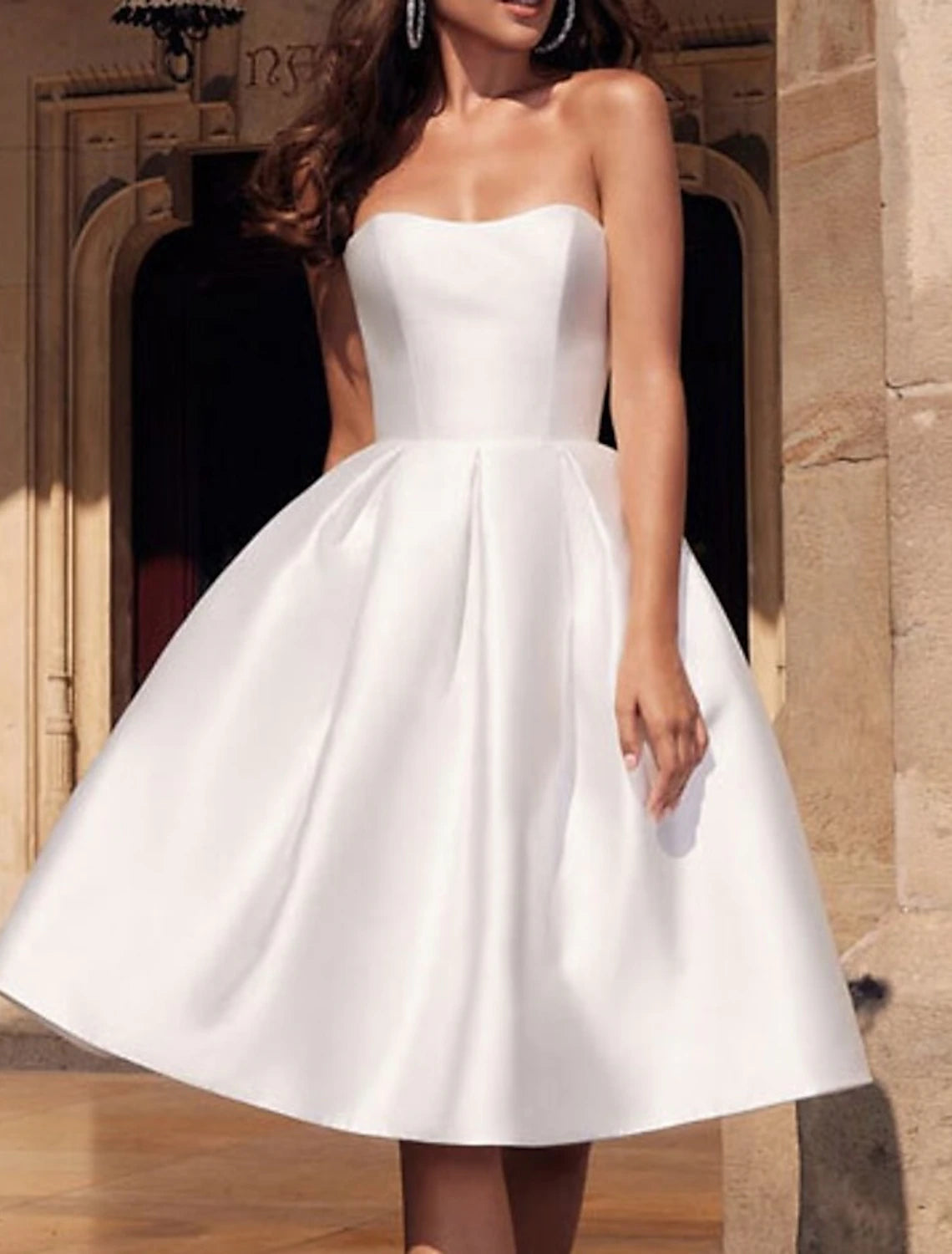 Luolandi Reception Little Dresses Wedding Dresses A-Line Sweetheart Strapless Knee Length Satin Bridal Gowns