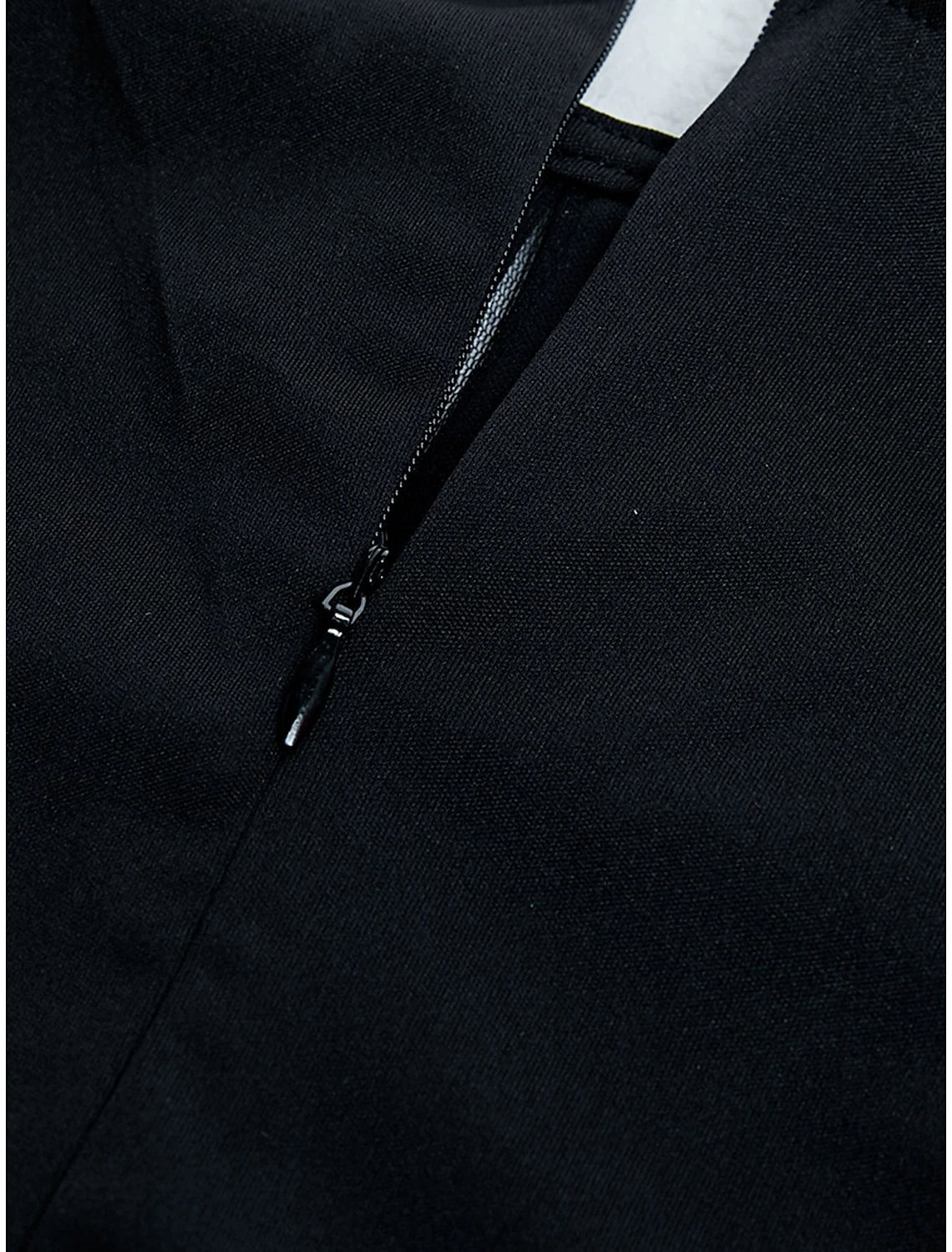 Luolandi Black Mermaid / Trumpet Evening Gown Elegant Dress Formal Fall Court Train Long Sleeve Jewel Neck Fabric