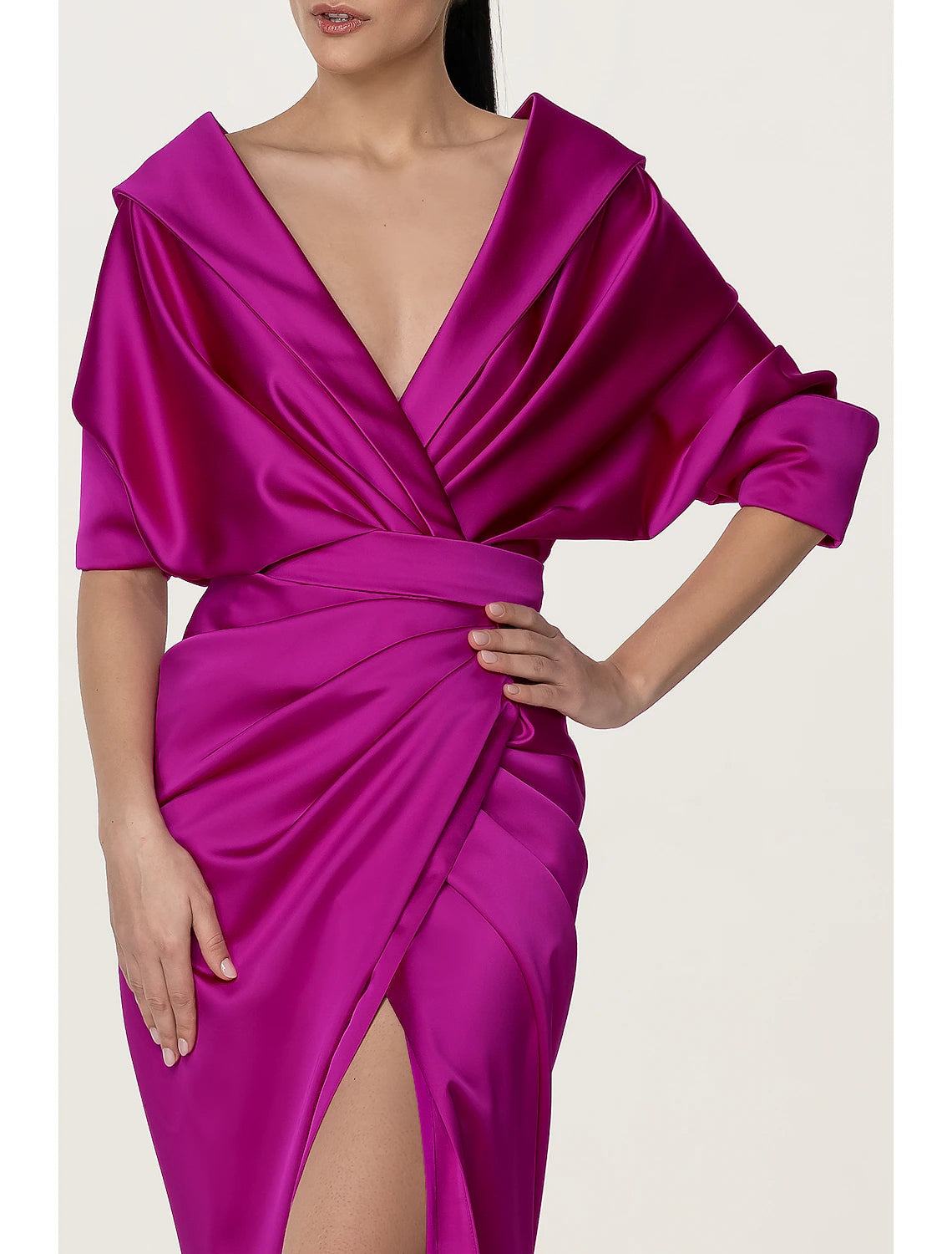 Luolandi A-Line Evening Gown Black Dress Elegant Dress Formal Fall Sweep / Brush Train Half Sleeve V Neck Satin with Ruched