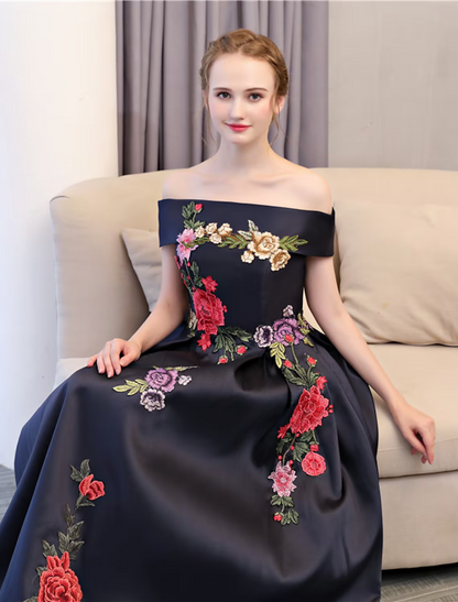 A-Line Floral Dress Wedding Guest Floor Length Sleeveless Off Shoulder Satin with Embroidery Appliques