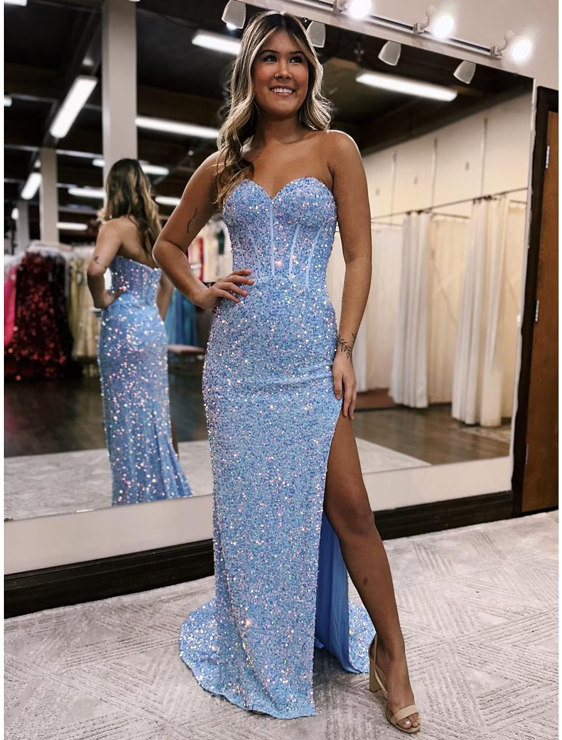 Prom Dresses Sparkle Shine Dress Formal Court Train Sleeveless Sweetheart Sequined Backless with Sequin Slit