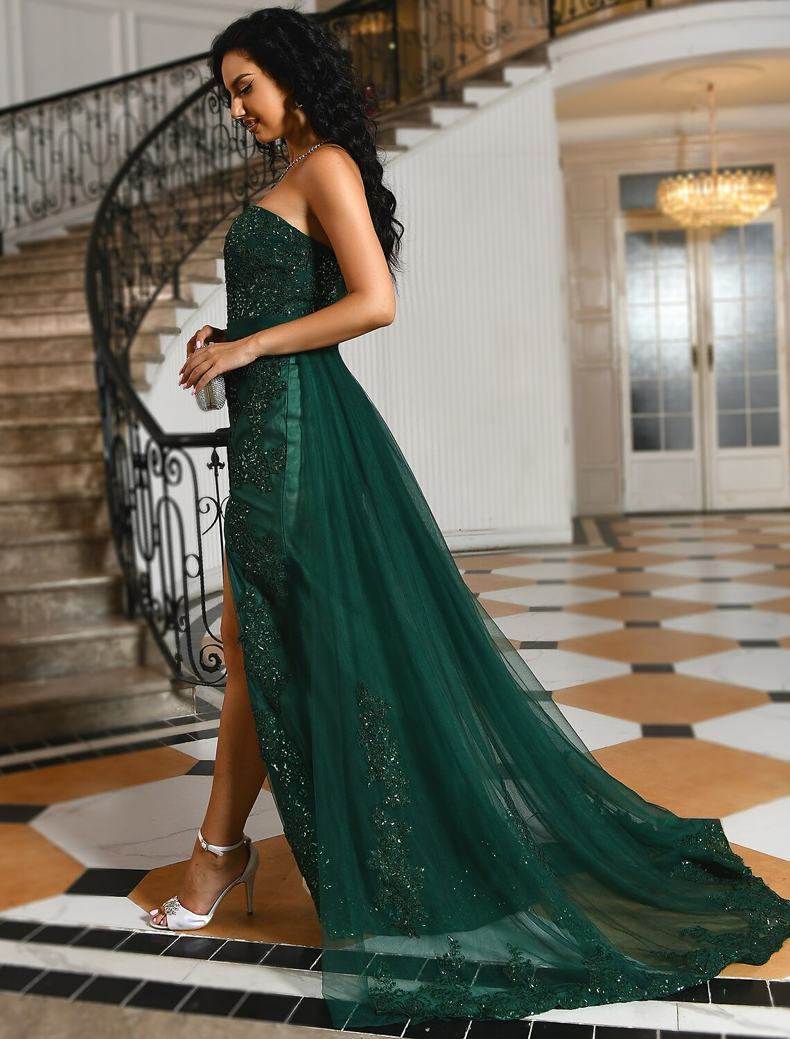 Evening Gown Luxurious Dress Formal Floor Length Sleeveless Sweetheart Charmeuse with Embroidery Appliques