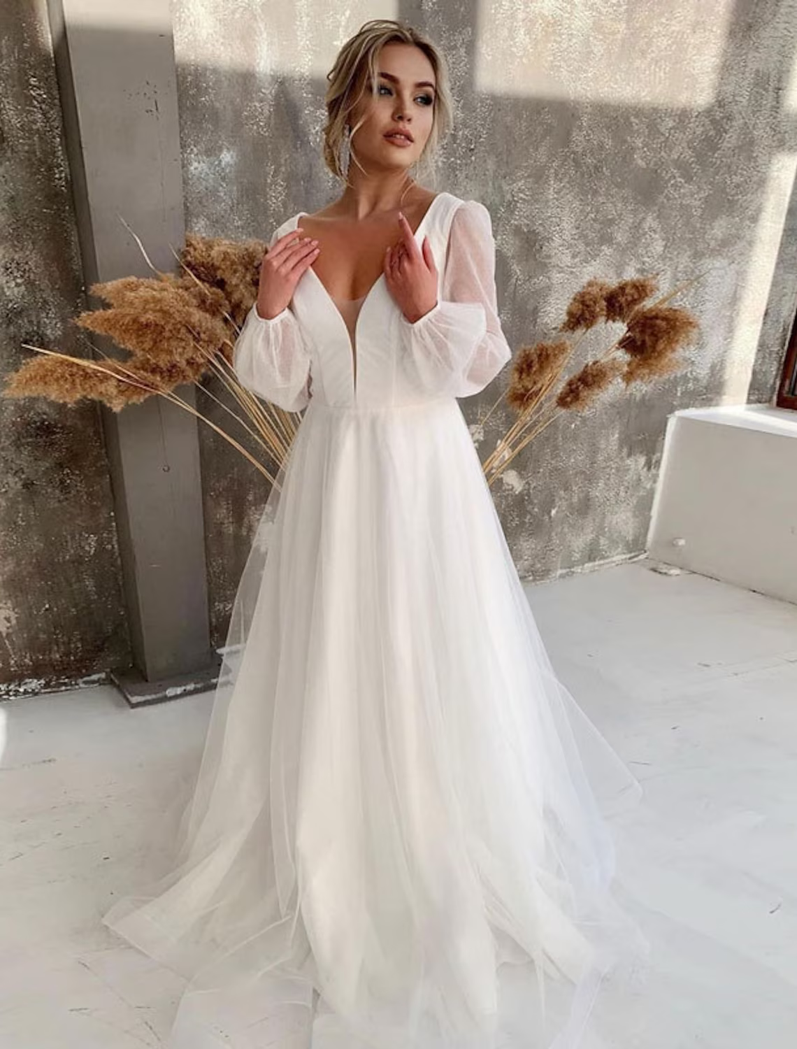 Casual Wedding Dresses Court Train A-Line Long Sleeve V Neck Tulle With