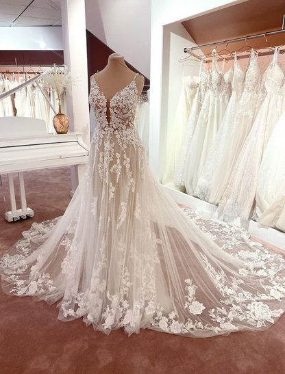 Engagement Open Back Formal Wedding Dresses Chapel Train A-Line Sleeveless Spaghetti Strap Lace With Appliques