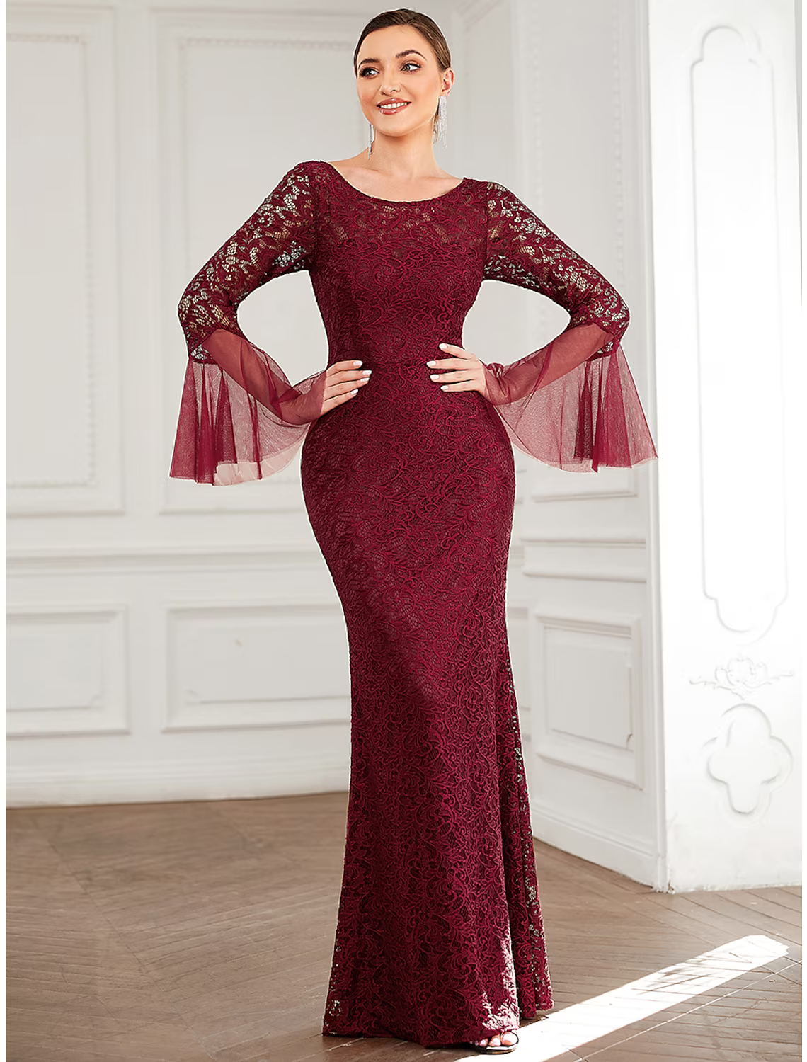 Mother of the Bride Dress Elegant Sexy Floor Length Lace Long Sleeve