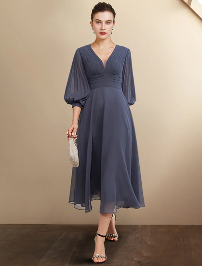 A-Line Mother of the Bride Dress Plus Size Elegant V Neck  Chiffon Length Sleeve with Pleats