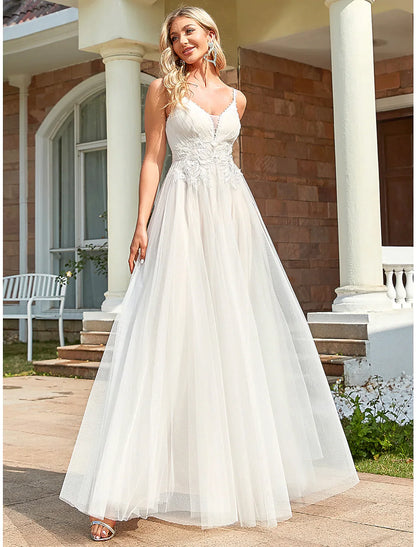 Beach Wedding Dresses Floor Length A-Line Sleeveless V Neck Tulle With Lace Embroidery