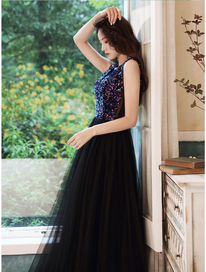 A-Line Glittering Wedding Guest Prom Dress V Neck Sleeveless Floor Length Sequined with