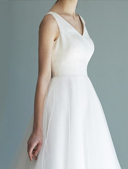 Bridal Shower Little White Dresses Wedding Dresses Length A-Line Sleeveless V Neck Satin With