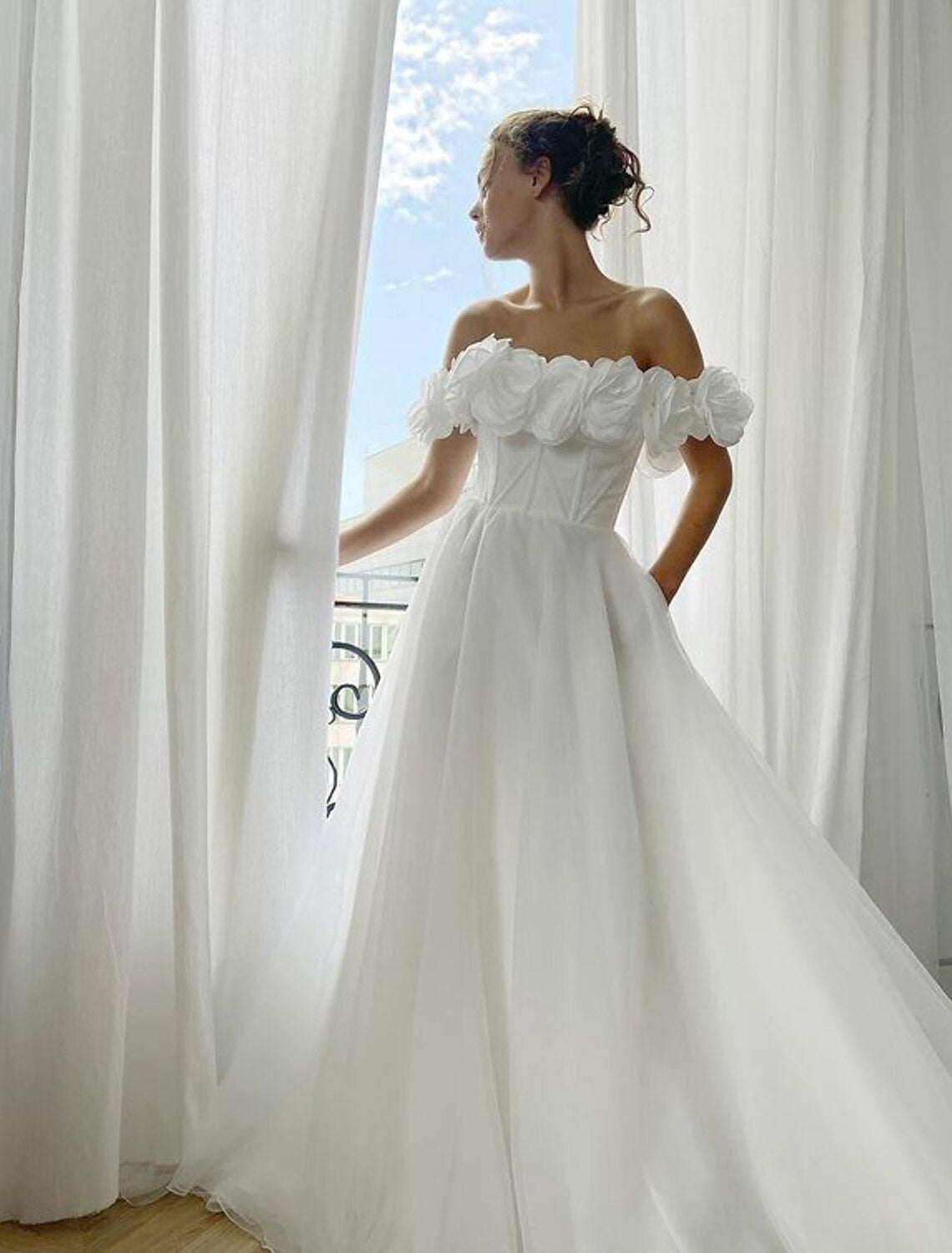 A-Line Prom Dresses Elegant Dress Engagement Sweep / Brush Train Sleeveless Off Shoulder Organza with Sleek