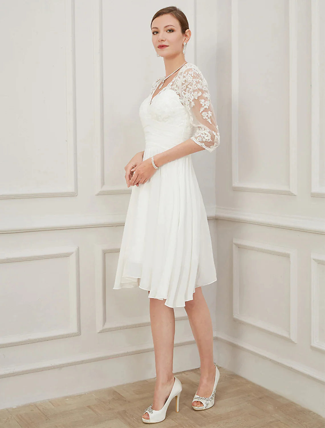 Bridal Little White Dresses Wedding Dresses Knee Length A-Line Half Sleeve V Neck Chiffon Draping Appliques