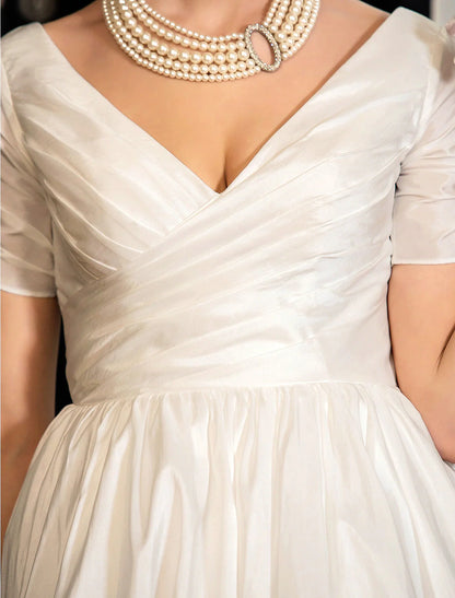 Bridal Vintage Little White Dresses Wedding Dresses A-Line Short Sleeve V Neck Lace