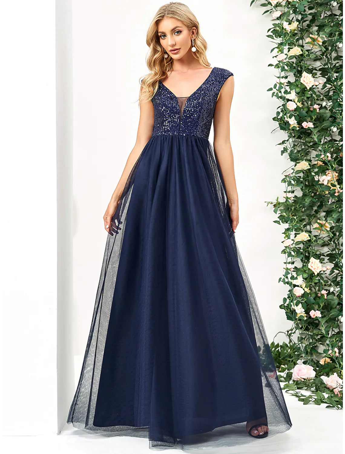 A-Line Prom Dresses Elegant Dress Prom Floor Length Sleeveless V Neck Tulle with Sequin